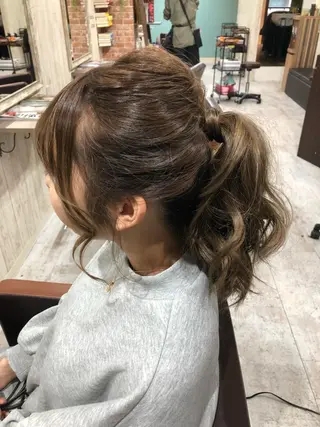 ヘアアレンジ みやもと まなみのヘアスタイル