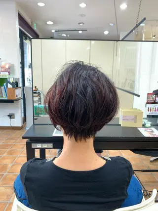 ショート フリーランス理美容師 いさかのヘアスタイル