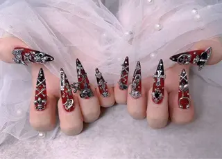 ネイル UMI ネイルサロン新宿🎀のネイルデザイン