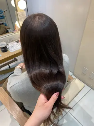 ロング カラー ヘアアレンジ ブリーチなしカラー/ 暖色カラー/艶カラーのヘアスタイル