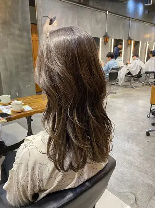 カラー 透明感カラー🌿 グレージュ🐺陽介のヘアスタイル