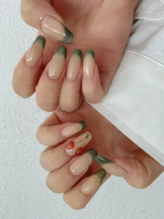 ネイル 中牟田 彩水のネイルデザイン