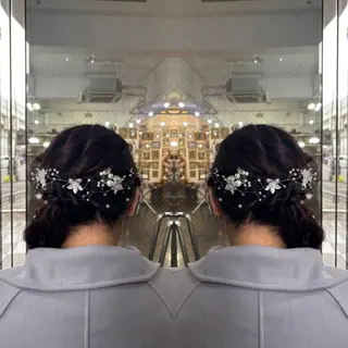 セミロング ヘアアレンジ 💎ハイトーン/艶 カラー モエカ💎のヘアスタイル