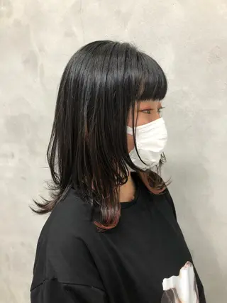 ミディアム 山本 佳奈のヘアスタイル