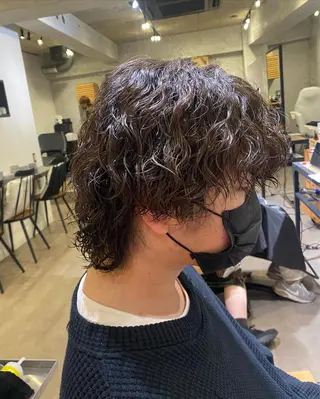 ミディアム パーマ レイヤー特化🪽 yuka【高円寺】のヘアスタイル