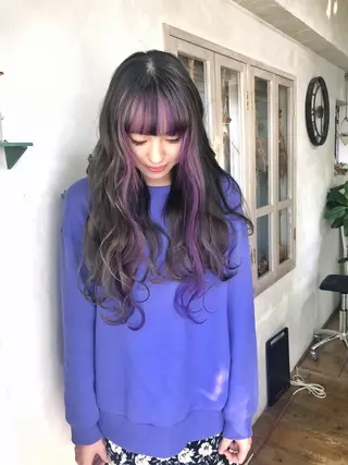 ロング カラー パーマ ヘアアレンジ 推し活専用 【派手髪】飯野ゆかりのヘアスタイル