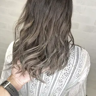ミディアム カラー 北川大輔🌟 小顔レイヤーカットのヘアスタイル