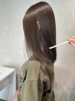 ミディアム カラー ナチュラル透明感🌱 小山美樹子のヘアスタイル