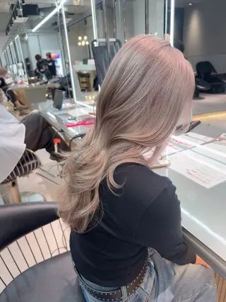 ロング カラー ヘアアレンジ ARIA💎縮毛矯正 ブリーチ💎複雑履歴のヘアスタイル