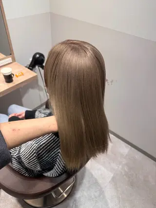 ミディアム カラー .ｒｅｏ 大宮のヘアケア屋さんのヘアスタイル