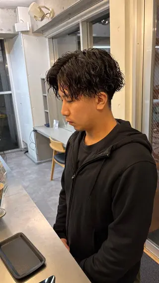 ショート メンズ fifth/メンズ パーマ/川﨑泰就のヘアスタイル