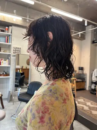 ミディアム パーマ 永田 愛莉のヘアスタイル