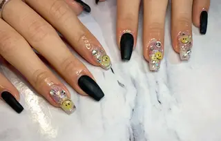 ネイル Lino+ ネイル&よもぎ蒸しのネイルデザイン