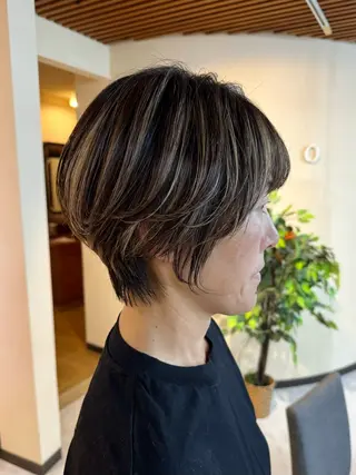 ショート 宮本 いぶきのヘアスタイル