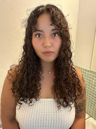 パーマ 村岡 桃果のヘアスタイル