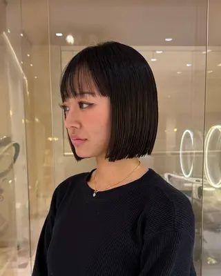 ショート カラー Akari暖色カラー /レイヤーカットのヘアスタイル