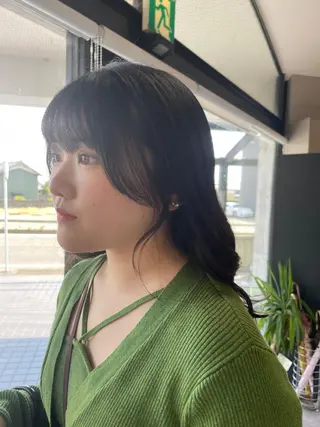 ミディアム マキノ キョウカのヘアスタイル