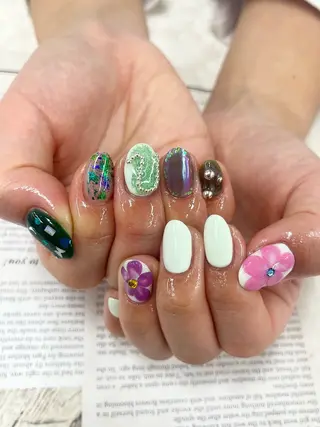 ネイル Basic町田本店 Suzunaのネイルデザイン