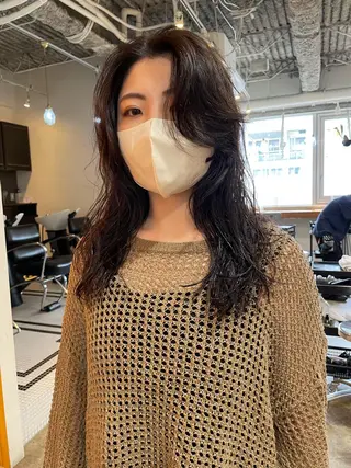ミディアム カラー パーマ レイヤー／似合わせ TAKUYAのヘアスタイル