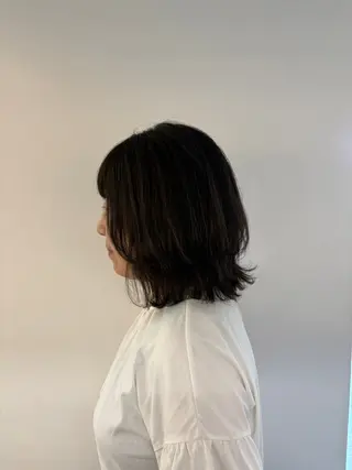 ミディアム ルプラボウ/豊川/ レイヤー/サクラのヘアスタイル