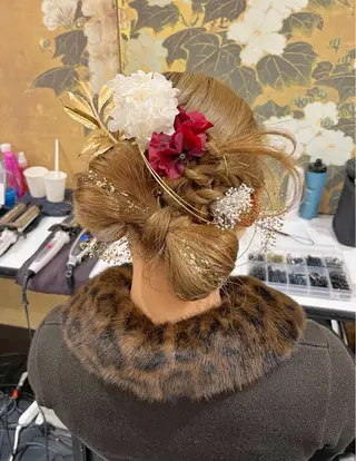 ロング ヘアアレンジ ヘアセット💘 似合わせカラーのヘアスタイル