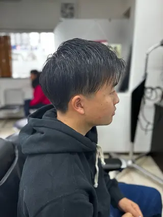 ミディアム メンズ 井尾 美空斗のヘアスタイル
