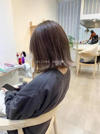 ミディアム カラー 佐藤 永夏のヘアスタイル