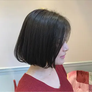 ミディアム 鈴木 麻希のヘアスタイル