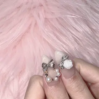 ネイル RIEKO🍒 ワンホン♡推しネイルのネイルデザイン