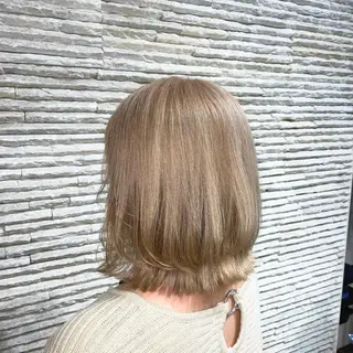 ショート カラー 嶋田 ゆきのヘアスタイル