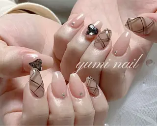 ネイル 𝐲𝐮𝐦𝐢🎀 長さ出しデザイン専門のネイルデザイン