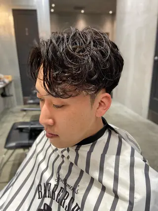 ショート パーマ メンズ エフエム 離れ 明大前(FM) FM離れ 明大前 メンズサロン/フェード【エフエム】所属・💈圧倒的メンズ特化 DAITO💈のヘアスタイル