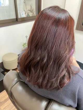 ロング 池岡 洋子のヘアスタイル