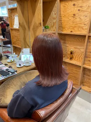 ミディアム adorable 須佐双葉のヘアスタイル