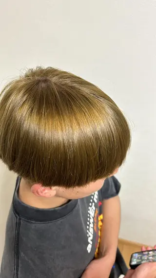 ショート Rinka🌷🩶 グレージュカラー🫧のヘアスタイル