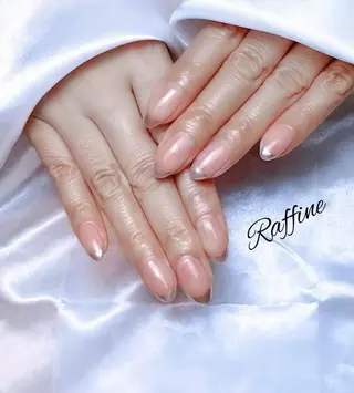 ネイル RAFFINE haru🦋🩵のネイルデザイン