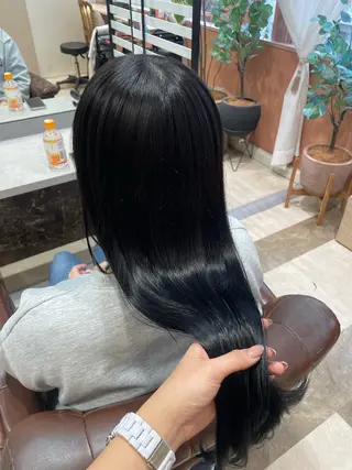 ロング 🧸顔周りカット /透明感🎀のヘアスタイル