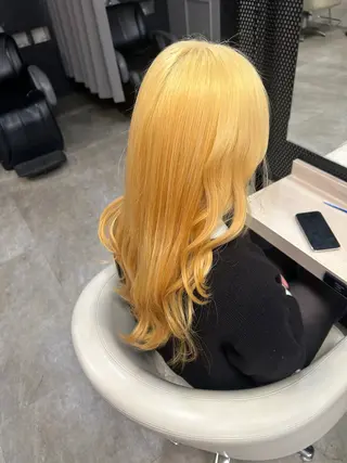 ロング カラー 縮毛•ハイトーン ・着付け Runaのヘアスタイル