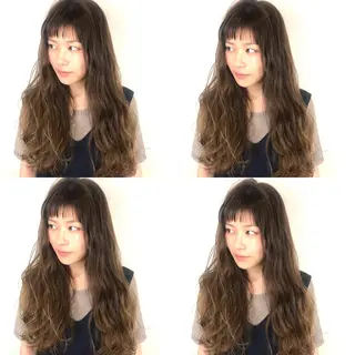 ロング カラー 韓国レイヤーカット/ ダブルカラーのヘアスタイル