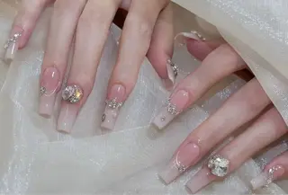 ネイル D-BEAUTY Nailsalonのネイルデザイン