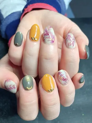 ネイル gorella Ａのネイルデザイン