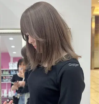 ミディアム 服部 沙弥佳のヘアスタイル