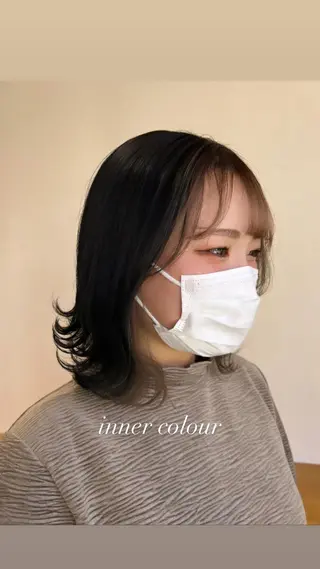 ミディアム カラー オカベ ショウマのヘアスタイル