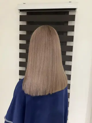 セミロング カラー イロアイヘアー Renのヘアスタイル