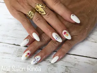 ネイル Nail Salon Rinoaのネイルデザイン