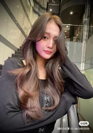 ロング 韓国✖️網紅🖤 パーマYURIYAのヘアスタイル