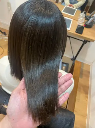セミロング カラー 髪質改善TR 透明感カラーHanaのヘアスタイル