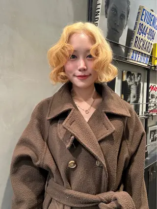 ミディアム カラー タナカ カナ🫧のヘアスタイル