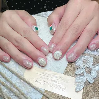 ネイル Rosella Nail Salonのネイルデザイン