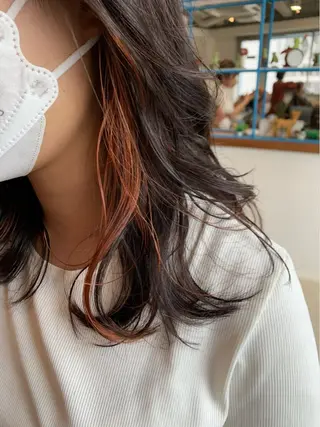 ミディアム 山中 かりんのヘアスタイル